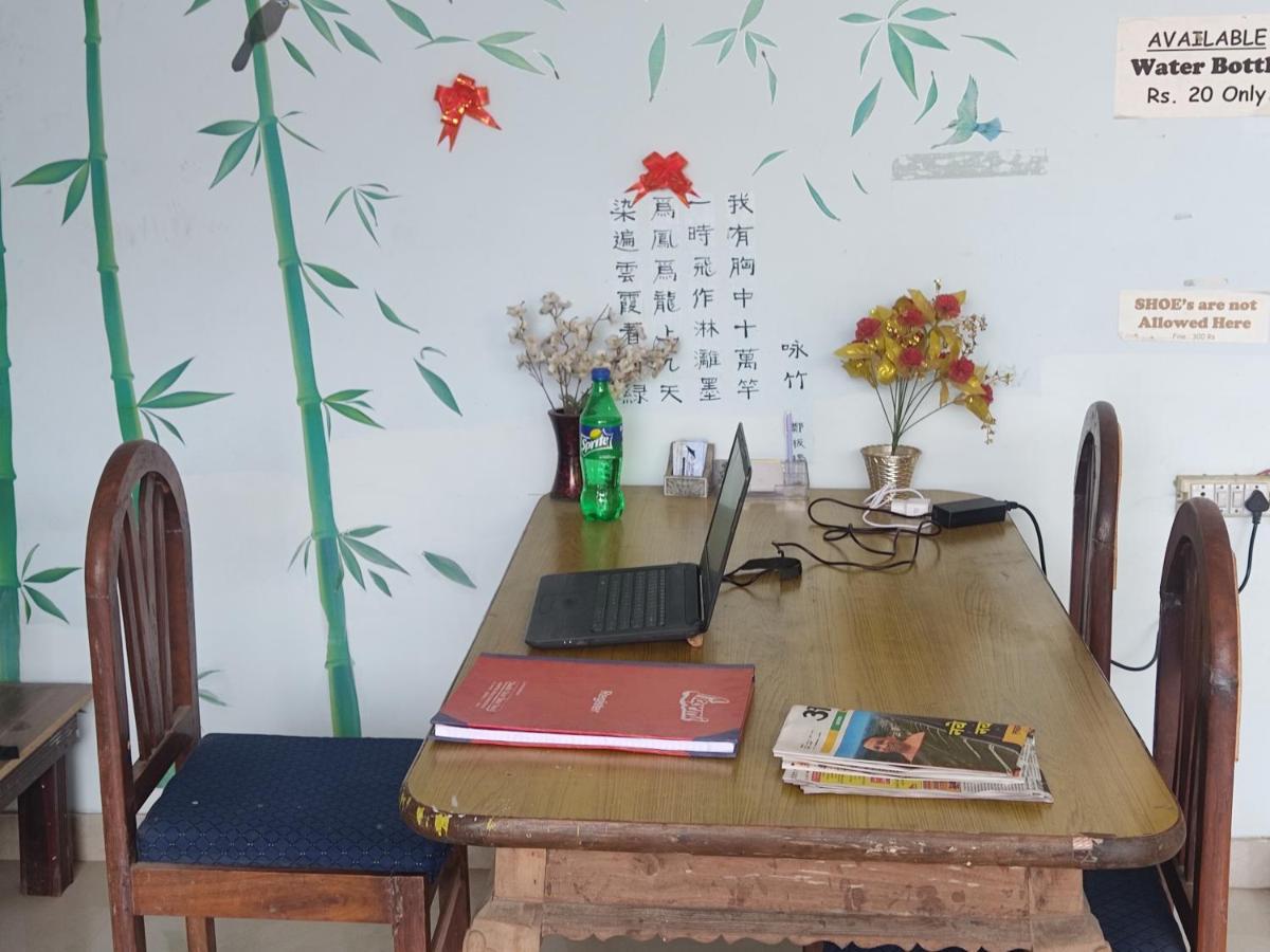 Superinn Home Stay& Guest House Agra  Exterior photo